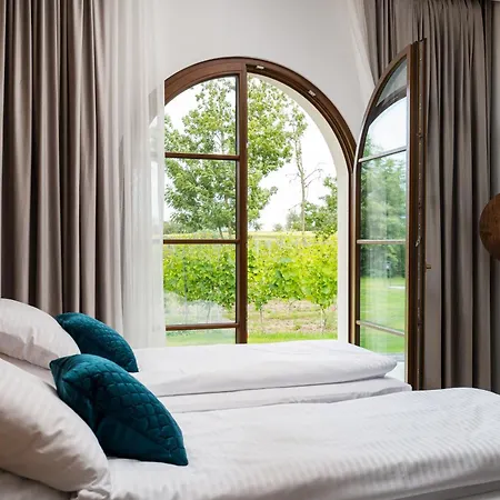 Winnica Maro Winnica I Wypoczynek Trzebun (Koscierzyna)