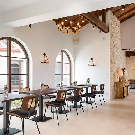 Winnica Maro Winnica I Wypoczynek Trzebun (Koscierzyna)